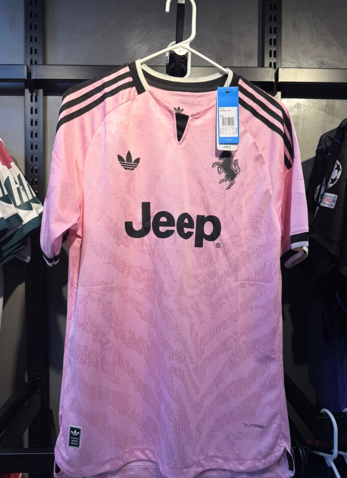 Juventus Pink Away Football Jersey 2026/27 – Half Sleeves