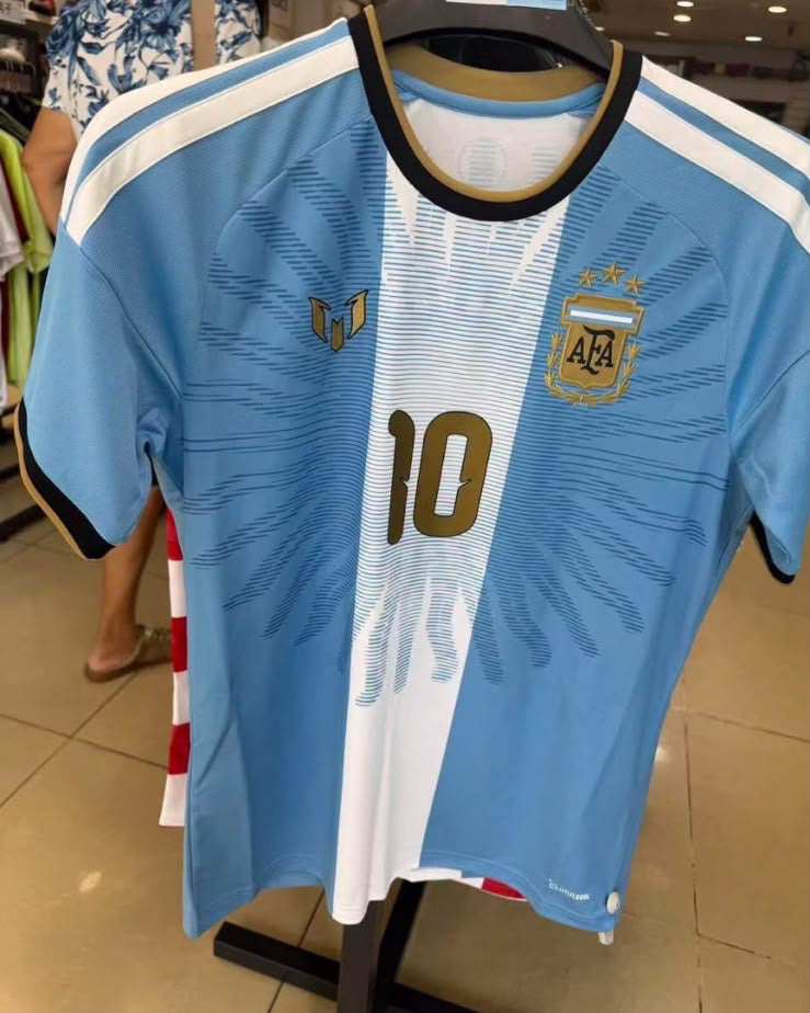 Argentina Messi #10 Farewell Football Jersey 2026/27 – Sky Blue & White