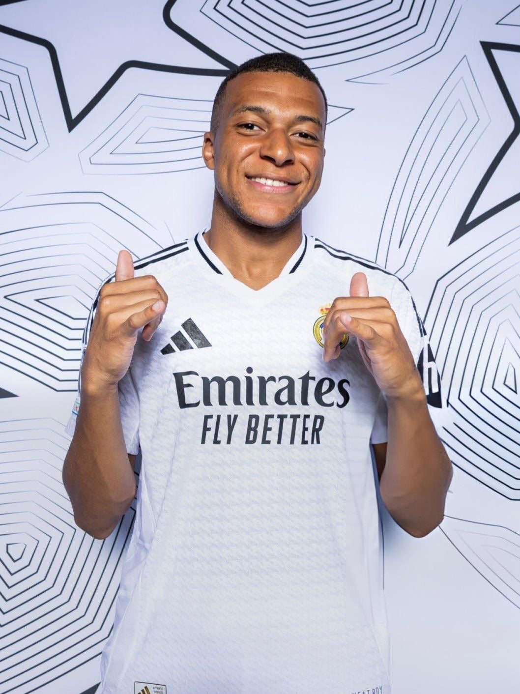 Real Madrid 2025/26 Home Jersey – embroidery logo master version