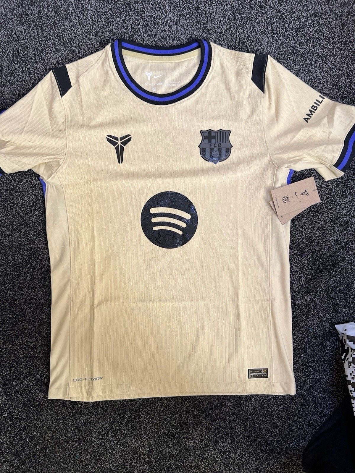 FC Barcelona Away Jersey 2025/26 – Premium Jersey | Embroidered Logo | Customisable