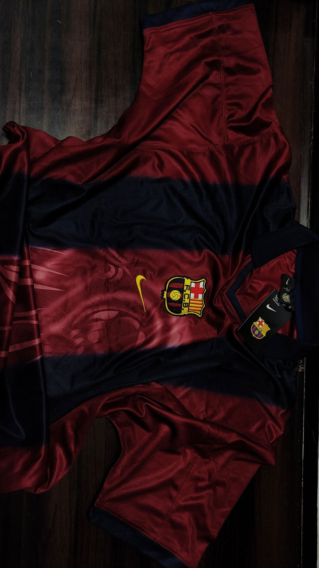 Barcelona x Travis Scott 2000/01 Retro Home Polo Jersey | Embroidered Logo