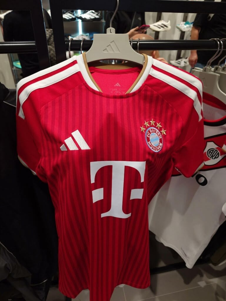 Bayern Munich 2026/27 Home Jersey | Embroidered Logo | Premium Quality | Customisable