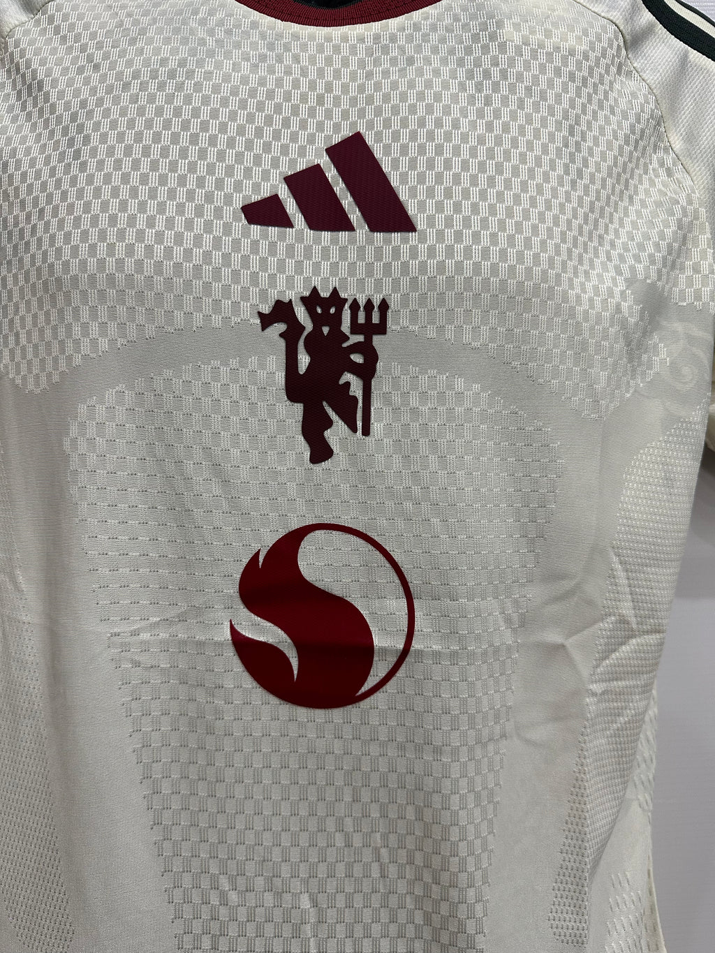 Manchester United 2026/27 Away White Jersey| Player version Quality