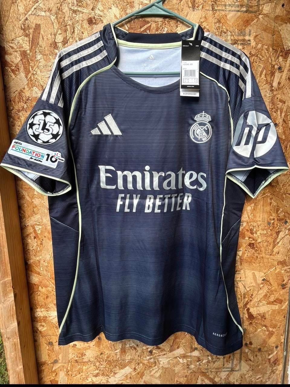 Real Madrid Away Jersey 2025/26 – Embroidered Logo | Fan Version Football Shirt