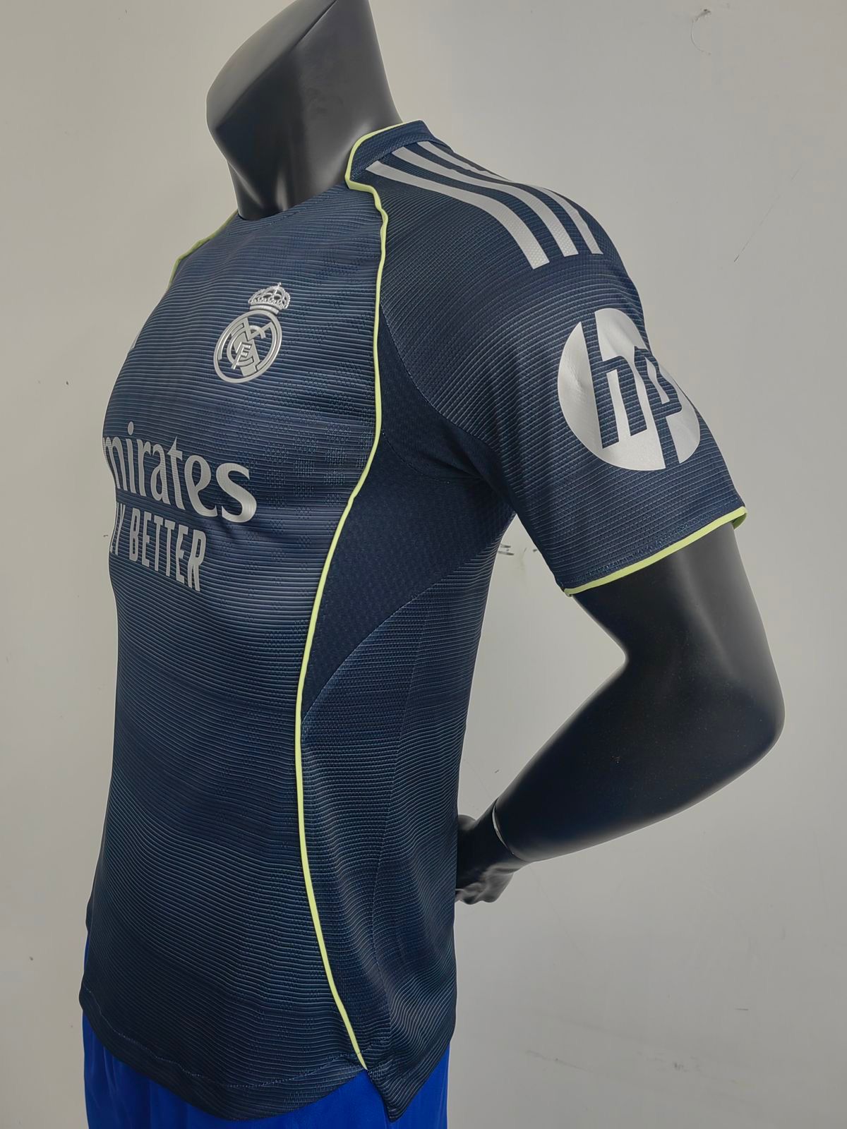 Real Madrid Away Jersey 2025/26 – Embroidered Logo | Fan Version Football Shirt