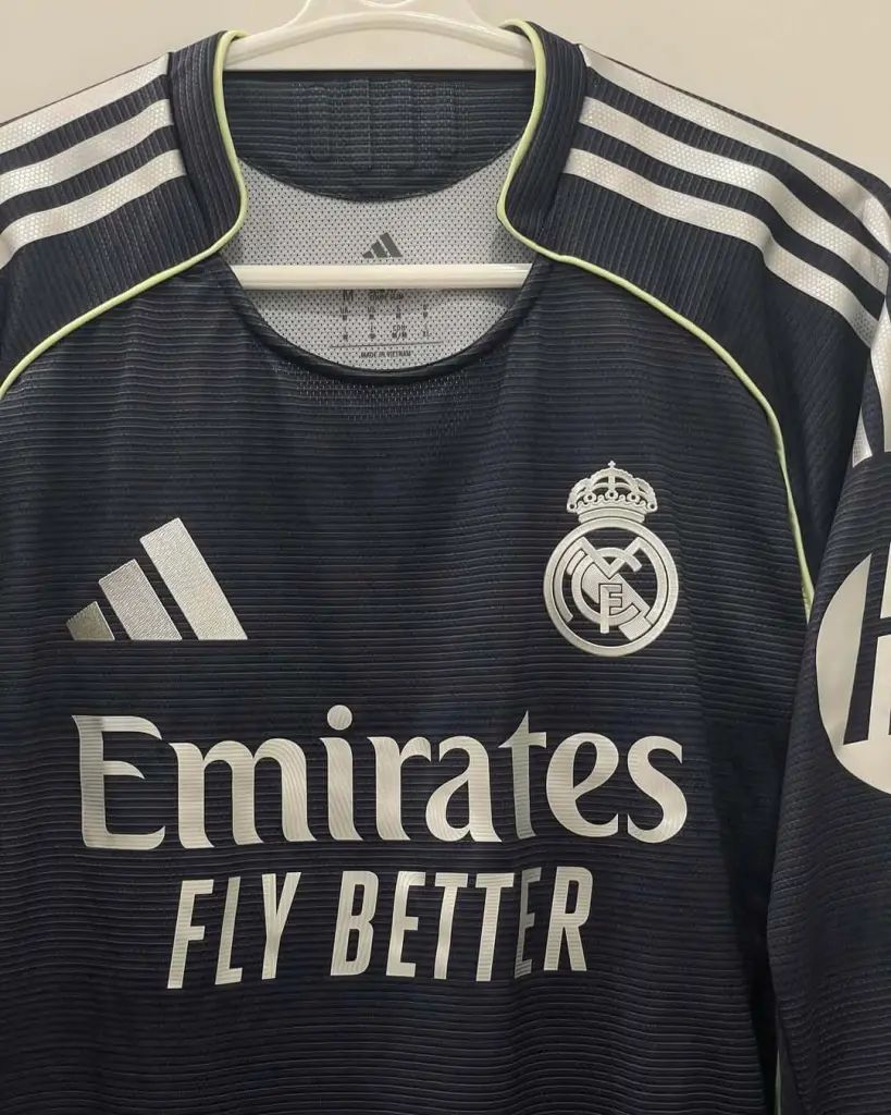 Real Madrid Away Jersey 2025/26 – Embroidered Logo | Fan Version Football Shirt