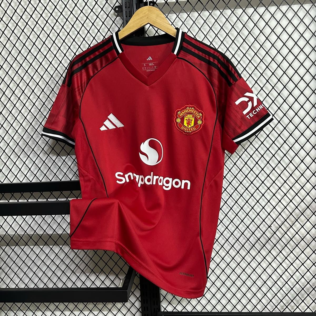 Manchester United Home Jersey 2025/26 – Premium Jersey | Embroidered Logo | customisable