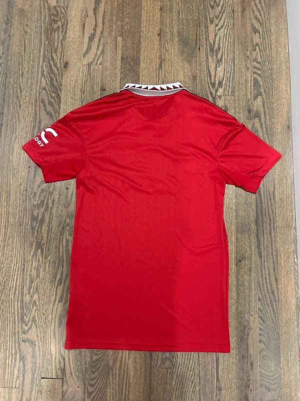 Manchester United Home Jersey 2025/26 – Premium Jersey | Embroidered Logo | customisable