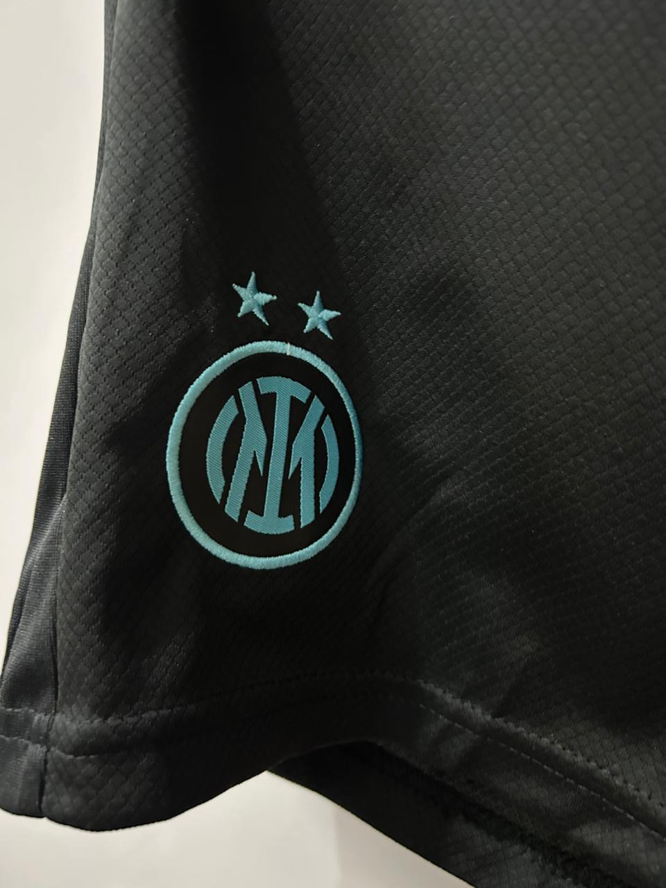 Inter Milan Home Shorts 2025/26 – Embroidered Crest Football Shorts