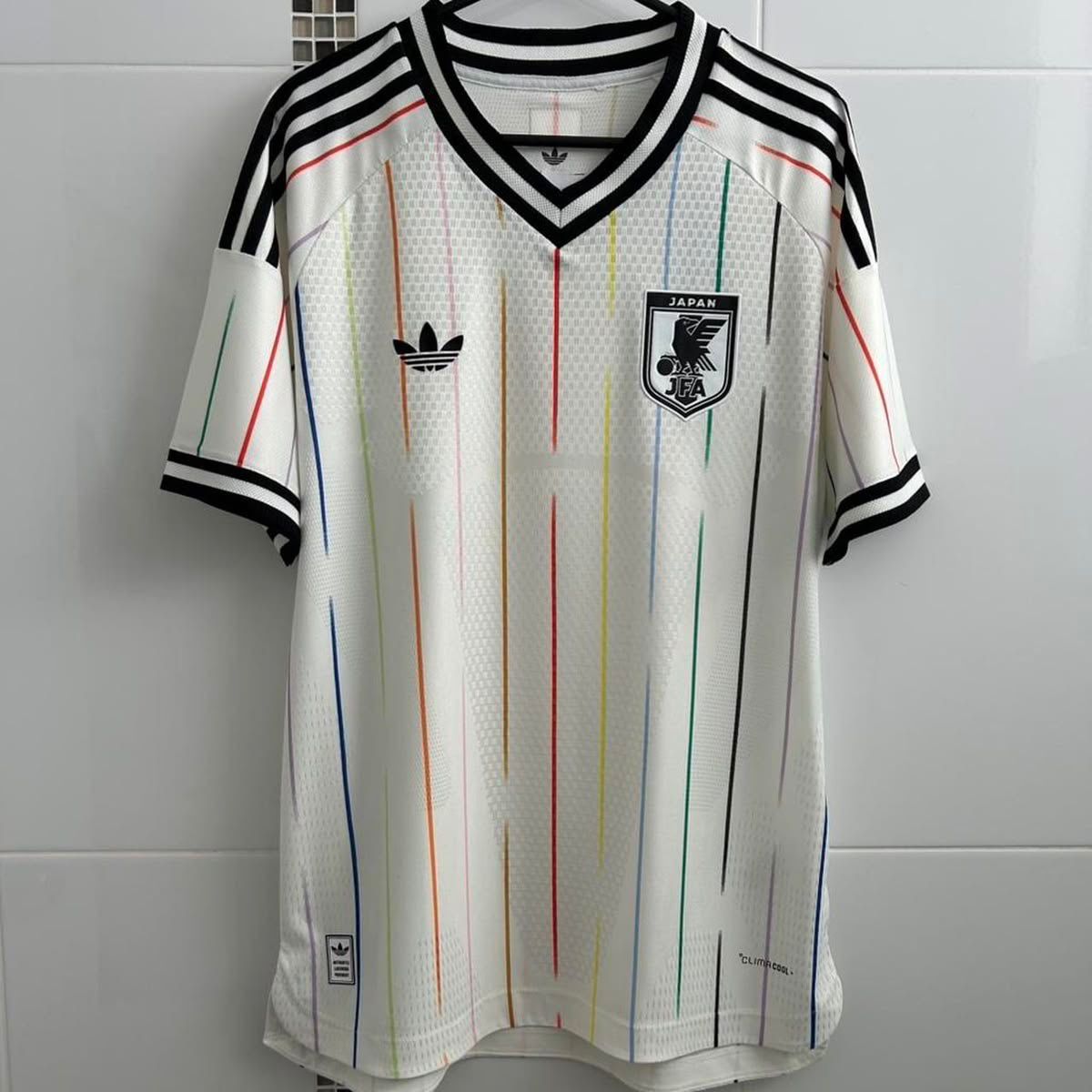 Japan 2026 Away Football Jersey – White Edition | JFA National Team Soccer Jersey | Premium Embroidery Logos | Customisable