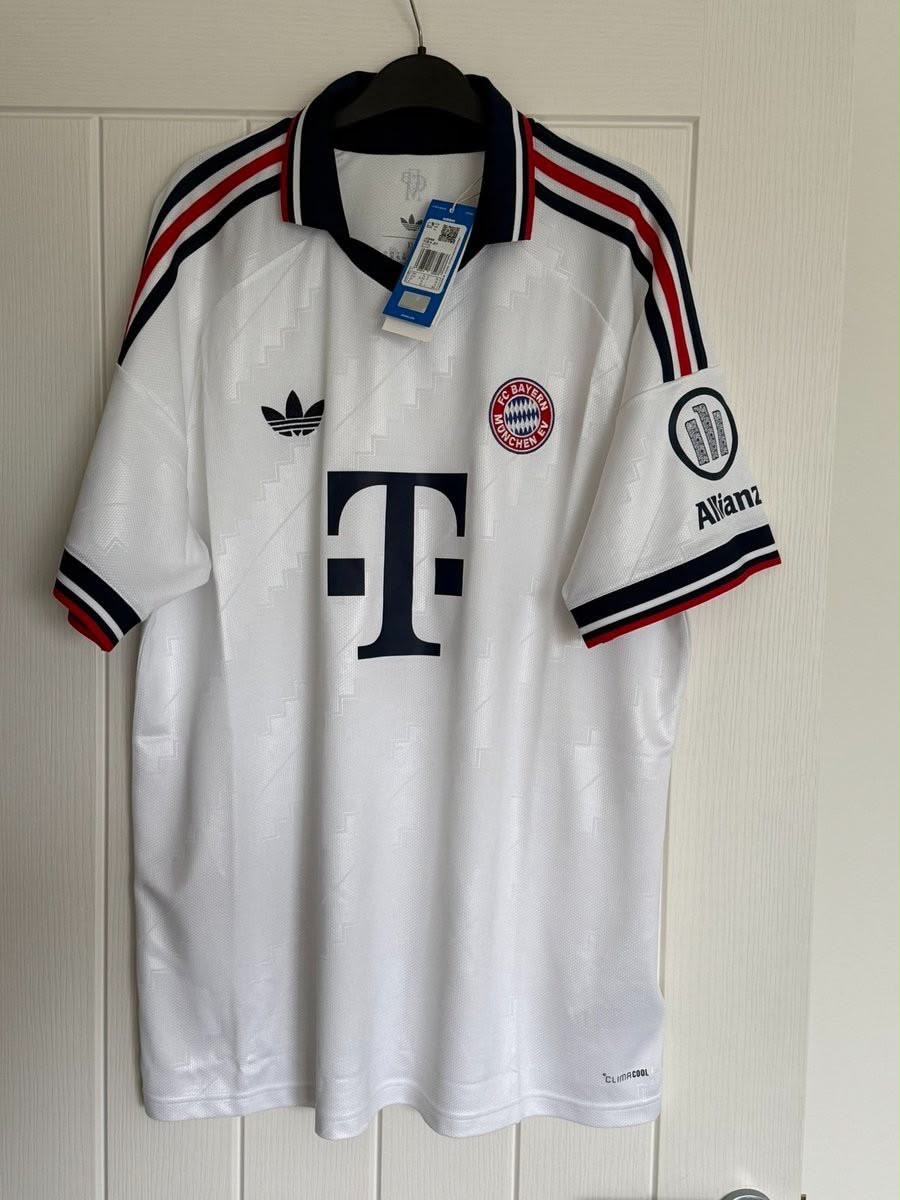Bayern Munich 2026/27 Away Jersey – White | Half Sleeves