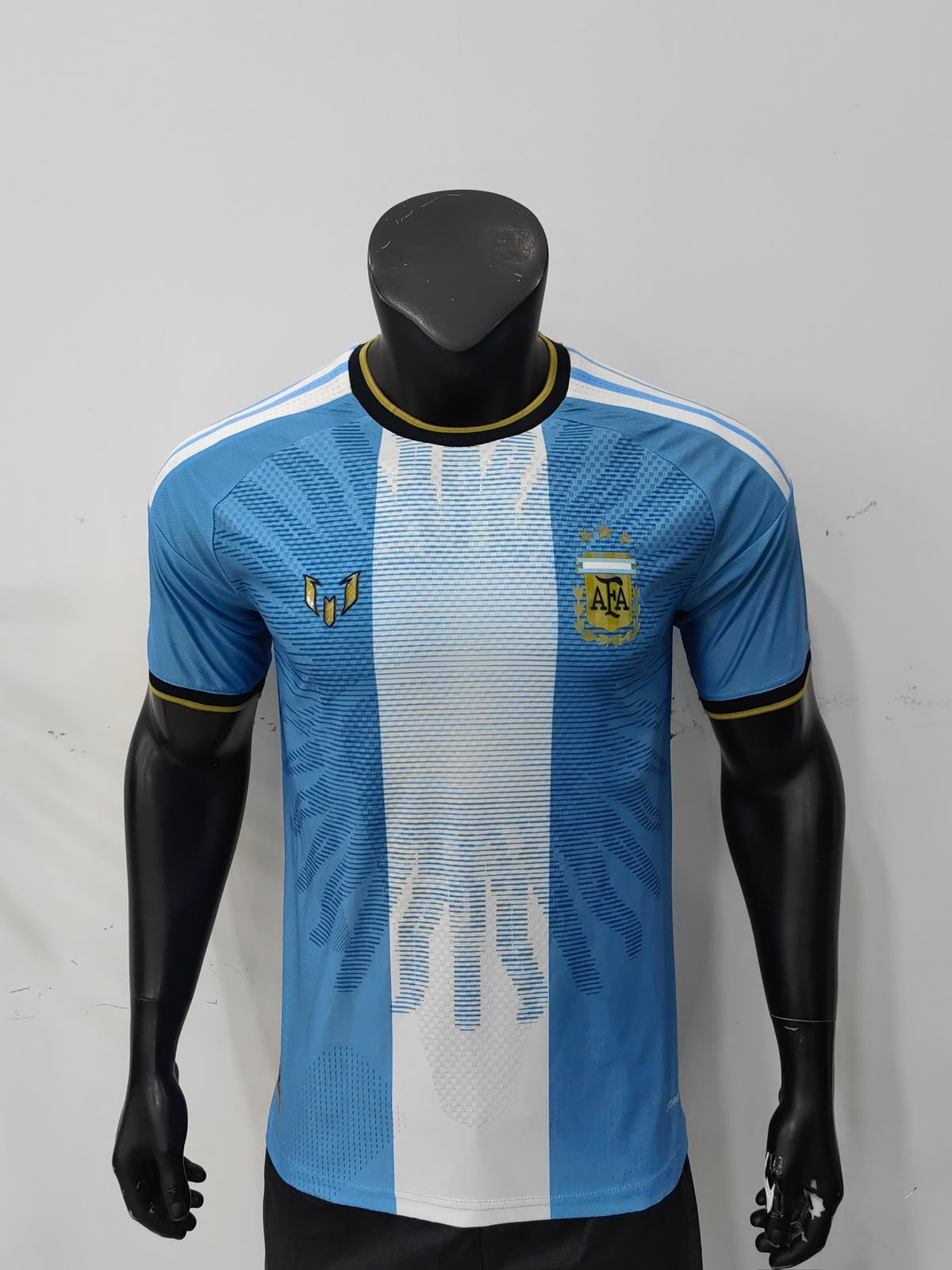 Argentina Messi #10 Farewell Football Jersey 2026/27 – Sky Blue & White