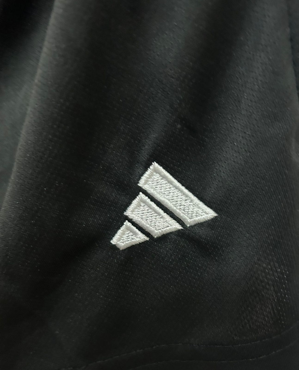 Real madrid black shorts 2025/26 – Premium Quality | Embroidered Crest | Match Edition