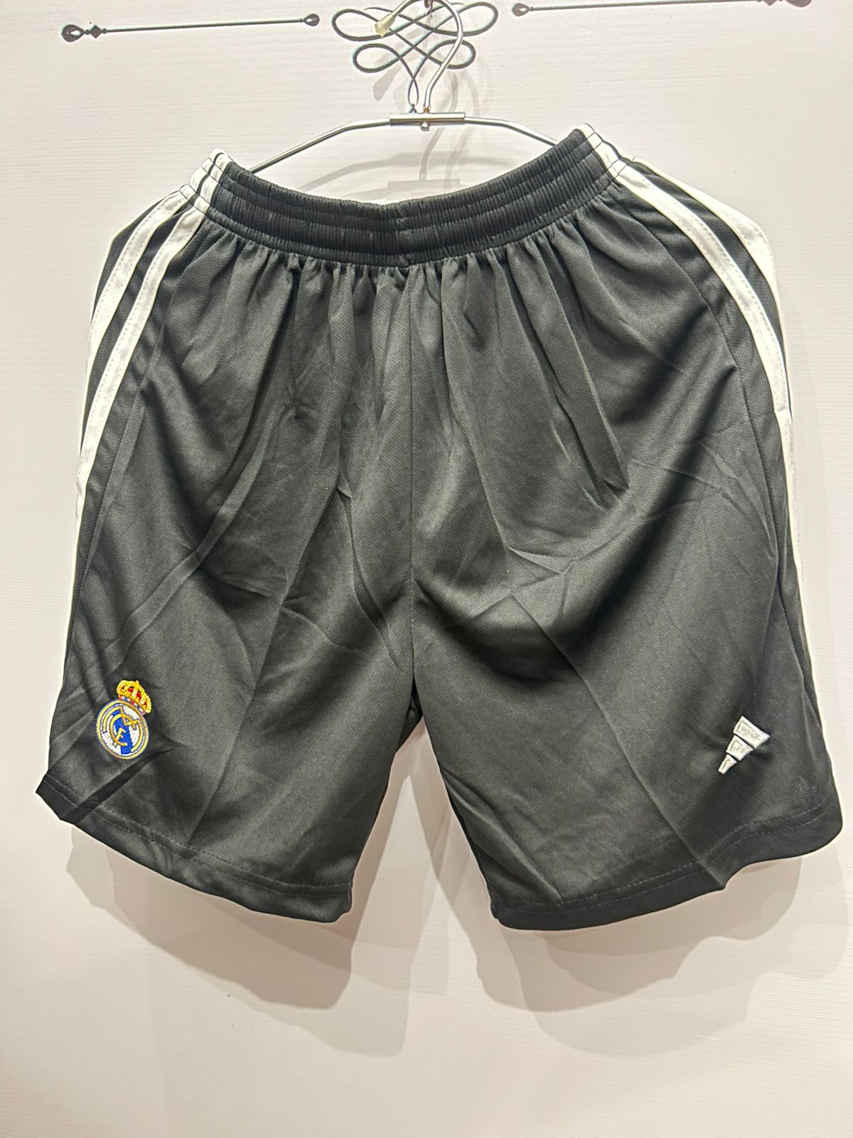Real madrid black shorts 2025/26 – Premium Quality | Embroidered Crest | Match Edition