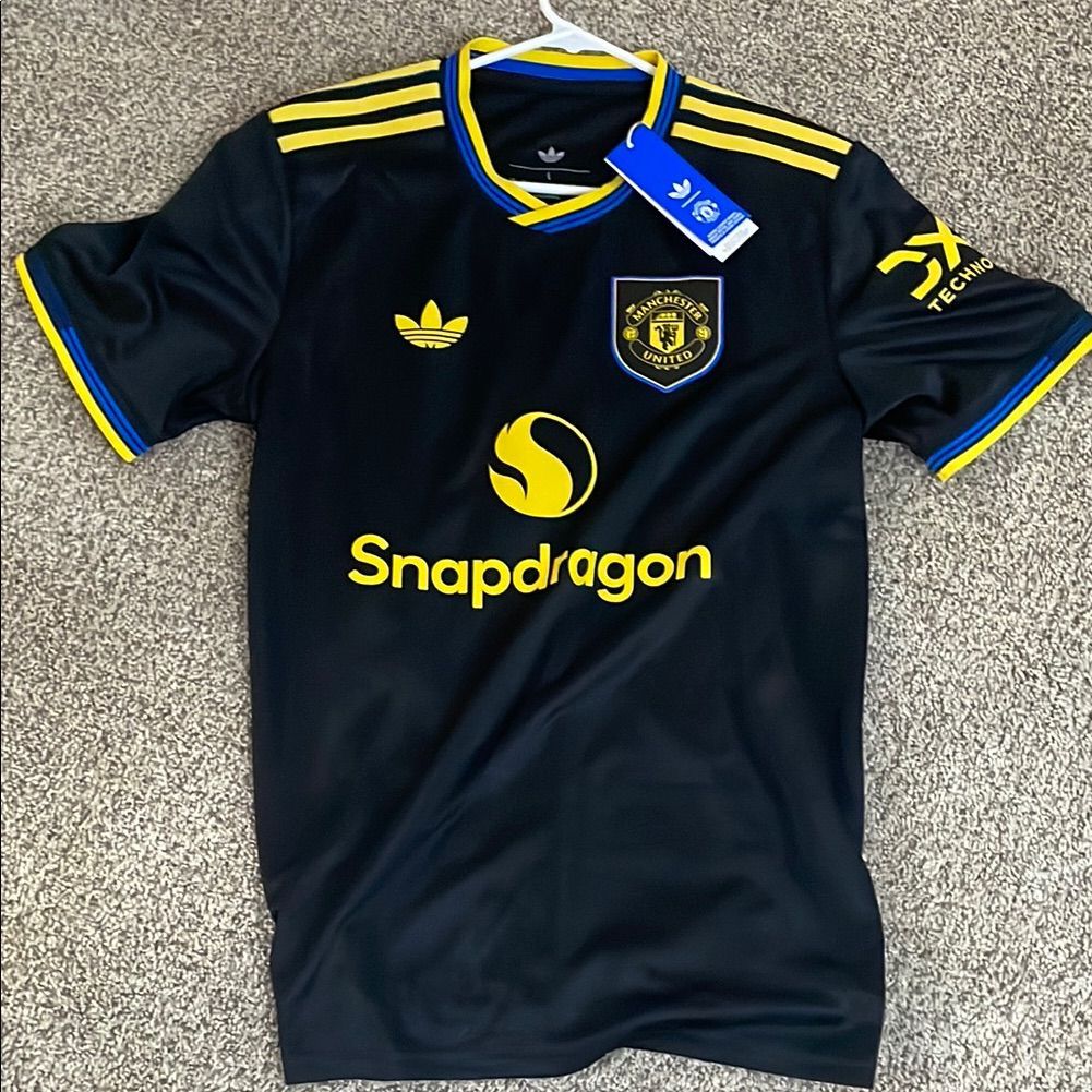 Manchester United 2025/26 Away Kit for Kids (Jersey + Shorts)