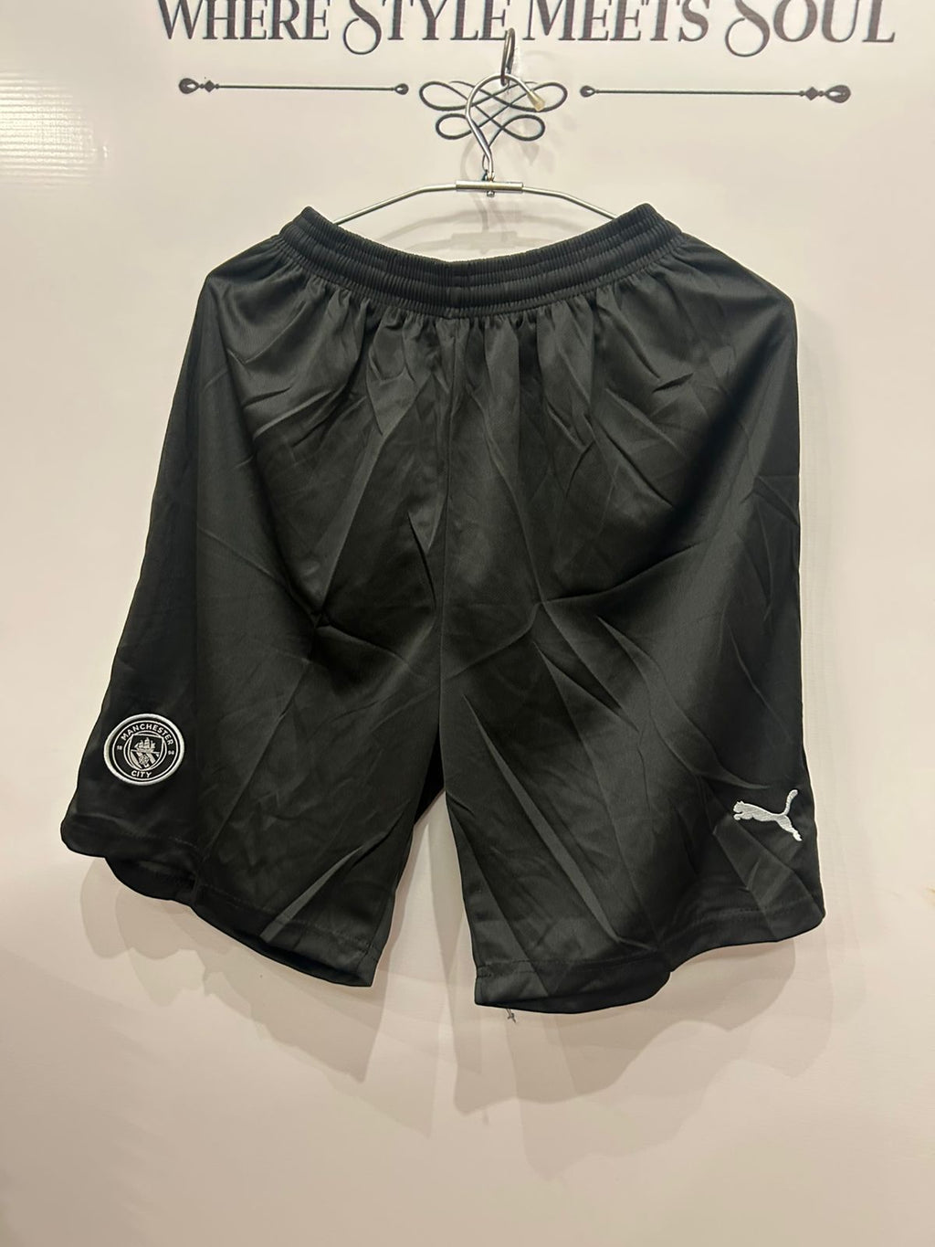 Manchester City F.C. Away Black Shorts 2025/26 – Premium Embroidered Edition