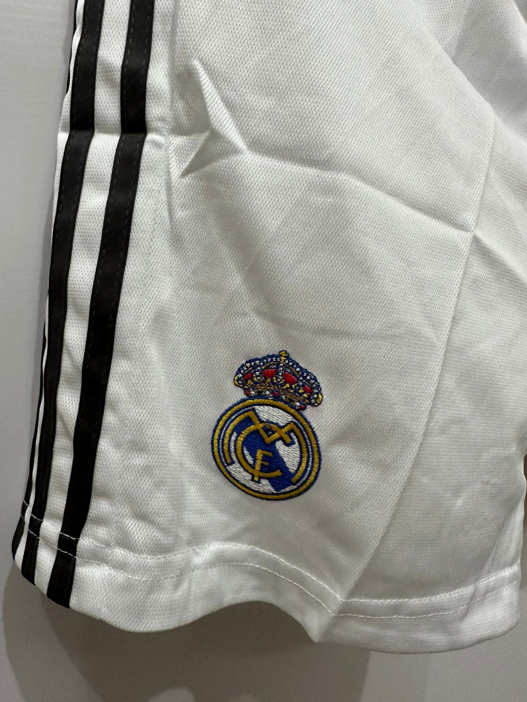 Real Madrid Home Shorts – Real Madrid 2025/26 White Football Shorts